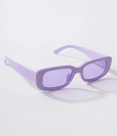 Optician Marketing, Pretty Sunglasses, Sunglasses Unique, Kids Nail Designs, Fancy Glasses, Preppy Accessories, Trendy Water Bottles, Purple Things, Lavender Haze