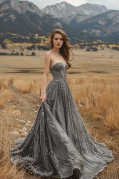 Celestial Ball Gown, Grey Ball Gown, Starfall Dress, Slinky Wedding Dress, Pretty Gowns, Red Carpet Premiere, Stylish Midi Dress, Bridal Shower Cakes, Clothing Blogs