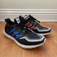 Adidas Men’s Ultraboost 2.0 Star & Stripes Sneakers Shoes Size 11.5. Black And White Shoes. Lace Up. Star And Stripes As Seen On Usa Flag On Adidas Stripes On Side Of Shoes. Ultraboost Logo On Outside Heel. Sign Of Use Includes Orange Spots In Soles As Shown In Photo. Size Men’s 11.5. No Box. Striped Sneakers, Black And White Shoes, Ultra Boost, Photo Size, Shoes Lace, Usa Flag, Sneakers Shoes, White Shoes, Black Adidas