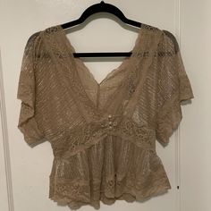 Going Out Shimmery Lace Top Taupe V-neck Summer Tops, Chic Beige Tops From Forever 21, Chic Beige Forever 21 Tops, Forever 21 Beige Summer Tops, Forever 21 Beige Tops, Forever 21 Casual Beige Tops, Trendy Beige Forever 21 Top, Casual Beige Forever 21 Top, Forever 21 Brown Spring Top