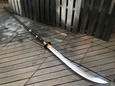 Naginata Fantasy, Fantasy Blade, Tactical Swords, Fantasy Landscape, Spears, Dark Fantasy Art, Swords