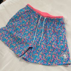 Chubbies Mens Size Medium Swim Shorts Size Medium. Never Worn No Tags Cheap Pink Short Swim Trunks, Chubbies Shorts, Mens Swim Shorts, Swim Shorts, Mens Shorts, Color Blue, Swimming, Man Shop, Size Medium