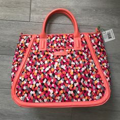 I Love Vera Bradley! I Don't Need One More Tote. This Is A Beautiful Salmon/Peachy Color. It Is Great From Summer/Fall. It Is Very Roomy And Could Be A Good Day Bag Or Diaper Bag. It Has An Optional Cross-Body Strap And A Zipper Closure. It Would Also Work As A Carry-On. Any Questions? Please Ask. Brand New From A Smoke-Free Home! 12" By 17" Vera Bradley Lunch Bags, Vera Bradley Tote Bags, Womens Black Pants, Vera Bradley Bag, Vera Bradley Tote, Straw Tote, Day Bag, Beach Tote Bags, Vera Bradley Bags