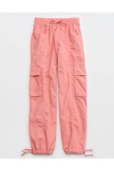 Lightweight and ready-for-anything cotton fabric/Front, back AND cargo pockets (!!!)/Hem drawcord deets/Accessibility deets: elastic waistband for easier on/off! Union Bay Cargo Pants, Outdoorsy Clothes, Salon Fits, Unrealistic Outfits, Real Estate Outfits, Aerie Clothing, Cute Middle School Outfits, Teacher Fits, Fit Checks