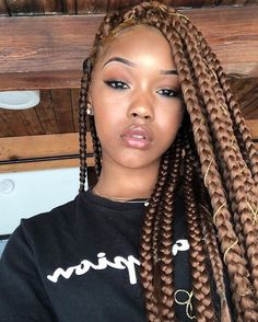 V Cut Hair, Awesome Hairstyles, Blonde Box Braids, Short Box Braids, Jumbo Box Braids, Braids Styles, Long Box Braids, Box Braids Styling, Magic Hair