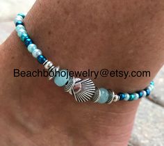 This beautiful seashell ankle bracelet for women is made with teal, Blue, mint, white glass pearls, silver tibetian beads, mint glass beads, and a silver seashell charm. Seashell ankle bracelet comes in several sizes, just choose your size from the drop down menu at checkout. Any ankles you see in my shop can also be made into bracelets as well. Just message me with any requests and I'll be happy to work with you on that special request! Seashell Anklet, Starfish Anklets, Ankle Bracelets Diy, Anklets For Women, Beaded Ankle Bracelets, Beaded Ankle, Sea Jewelry, Ankle Jewelry, Anklets Boho