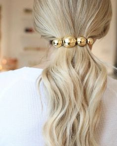 Oversized metallic baubles artfully arranged on a French barrette. This modern clip will be your go to everyday accessory. As seen in Glamour magazine   Made in NYC Mom Esthetics, Ponytail Barrette, Lelet Ny, Glam Boho, Gold Hair Accessories, Glamour Magazine, Effortless Hairstyles, French Barrette, Kiss Makeup