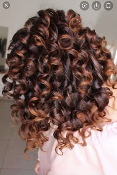 Spiral Perm Short Hair, Curly Balayage Hair, Spiral Perm, Short Permed Hair, Highlights Curly, Permed Hair, Highlights Curly Hair, Short Hair Images, Colored Curly Hair