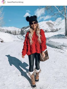 Snow Outfits For Women, Utah Outfits, Winter Outfits Street Style, Cold Weather Leggings, Snow Day Outfit, Chic Capsule Wardrobe, Winter Outfits Snow, Festival Outfits Women