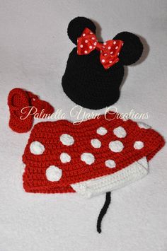 crocheted minnie mouse hat and diaper cover with red polka dots on it