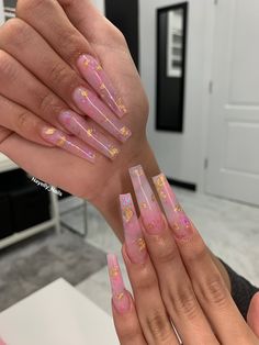 Pinterest Baddie, Gold Nail Designs, Med Tech, Baddie Nails, Glamour Nails, Gold Nail