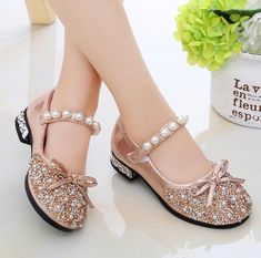 Baby Dance, Gold Wedding Shoes, Zapatos Mary Jane, Rhinestone Shoes, Princess Shoes, Glitter Shoes, Mary Jane Flats, Shoes Baby, Wedding With Kids