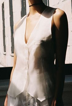 Organza Vest – Kamperett Organza Ideas, Organza Clothing, Androgynous Wedding, Organza Blazer, White Vest Suit, Vest Styling, Organza Pants, Cloud Kingdom, Blazer Details