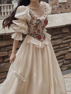 Royal Russian Dress, Cottagecore Gowns, 1800 Dress, Vintage Cottagecore Dress, 1800s Dresses, Cottagecore Outfit, Commuter Style, Cottagecore Outfits, Casual Evening