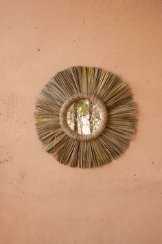 Natural green palm leaf sun mirror. Boho-chic style Modern Boho Interior Design, Modern Boho Interior, Sun Mirror, Hygge Style, Boho Interior Design, Home Images, Moroccan Art, Ethnic Chic, Organic Decor