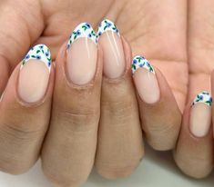 Hydrangea Nail Art, Blue And White Floral Nails, Europe Nails, Basic Nails, Spring Weather, Short Acrylic Nails Designs