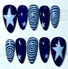 Blue Cat Nails, Cat Acrylic Nails, Coraline Inspired Nails, Coraline Nail Designs, Coraline Nails, Black And Blue Nails, Periwinkle Nails, Spiral Star