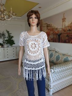 "fringe Top tassel Top L White crochet top White Top White sleeveless Top White Formal Top White Crop Top Festival Top L Bohemian Please refer to photos for details of condition. Condition: very good vintage Measurements: Length: 65 cm/25.6\" Bust: 110 cm/43.3\" Waist: 94 cm/37\" Size: L note The color on the pictures may vary due to monitor settings and light reflections. Ready to ship Please do not hesitate to contact with me for any questions. Thank you for shopping today!" Formal Top, White Crochet Top, Tassel Top, Formal Tops, White Sleeveless Top, Fringe Top, Festival Tops, White Crop, White Sleeveless