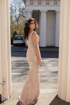 Looking for a show-stopping evening dress? Check out the Chic and Holland HF1516 from the Spring 2021 collection. This gorgeous dress is sure to turn heads, with its chic design and luxurious fabric. The perfect choice for a special event or night out on the town! Mnm Couture, Prom 2020, Unique Prom Dresses, Beaded Material, Dress Size Chart, The Chic, Chic Design, Luxury Fabrics, Gorgeous Dresses