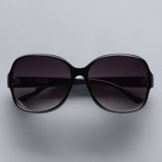 These women's Simply Vera Vera Wang midsize sunglasses feature a midsize design and a square shape, giving you a stylish look for sunny days. Silhouette: square Face shape recommendation: round & oval FRAME Bridge/temple size: 17mm/132 mm Material: plastic LENSES Eye size: 58 mm Color: gradient Material: polycarbonate Gift Givers: This item ships in its original packaging. If intended as a gift, the packaging may reveal the contents. WARNING: This product can expose you to chemicals including Di Classic Square Frame Sunglasses For Vacation, Classic Square Frame Cat Eye Sunglasses For Beach, Classic Cat Eye Sunglasses For Summer Beach, Classic Beach Sunglasses For Spring, Classic Sunglasses For Beach In Spring, Classic Sunglasses For Spring Beach, Classic Sunglasses For Spring Beach Outing, Classic Square Frame Sunglasses For Beach, Lenses Eye