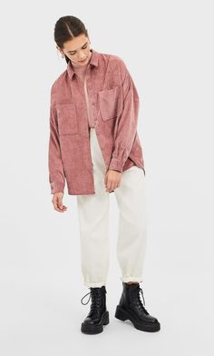 Overshirt Women, Corduroy Overshirt, Korean Shirt, Nyc Outfits, Women Blouses Fashion, Relaxed Outfit, Crazy Outfits, Minimalist Dresses, Todays Outfit