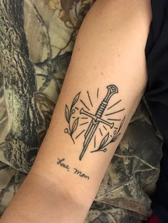 Tv Tattoo, Gothic Tattoos, Dragon Tattoo For Women, Epic Tattoo, Spooky Tattoos, Gothic Tattoo, Crown Tattoo