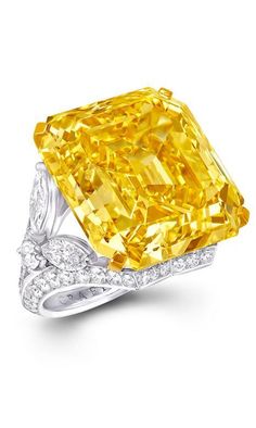 Emerald-cut Fancy Vivid Yellow diamond and further white diamonds Graff Ring, Graff Jewelry, Fancy Yellow Diamond Ring, Graff Diamonds, Yellow Diamond Ring, Yellow Diamond Rings, Fancy Yellow Diamond, Bling Rings, Mellow Yellow