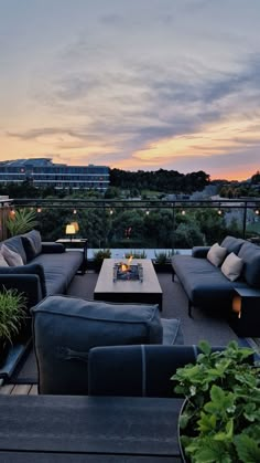 #rooftop #apartment #rooftopgarden #penthouseapaetment #rooftopideas Enclosed Rooftop Terrace, Rooftop Interior Design, Nyc Penthouse Terrace, Best Terrace Design, Penthouse Terrace Ideas India, Home Rooftop Ideas, Rooftop Terrace Design Roof Deck, Roof Top Design Ideas, Rooftop Decoration Ideas