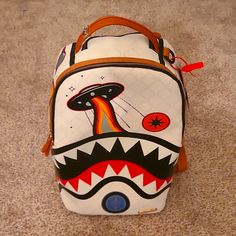 Great Condition No Rips, Scratches, Etc. Designer White Backpack For Travel, Designer White Travel Backpack, Leather Backpack With Case For Everyday Use, Spray Ground Backpack, Dope Hats