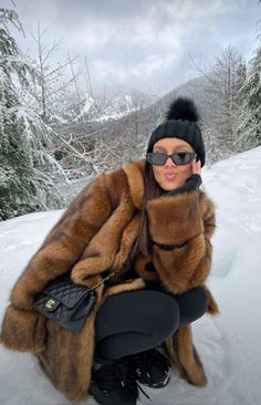 Emma Leger, Snow Outfits, Fur Lined Jacket, Colorado Outfits