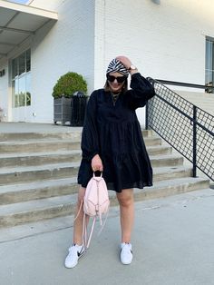 VIDEO: 5 WAYS TO WEAR SNEAKERS WITH DRESSES | RULE OF 5 Dress And Sneakers Outfit Plus Size, Dress With Sneakers Plus Size, Summer Dress With Sneakers, Plus Zise, Plus Size Tips