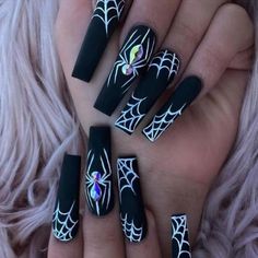 Dark Spider Halloween Wear Armor Sweet And Cool – Tiny Angels Shopping Gift Store Goth Coffin Nail Ideas, Stylish Nails Coffin, Nails Gothic, Black And White Nails, Black Halloween Nails, Nail Art Halloween, Halloween Acrylic Nails