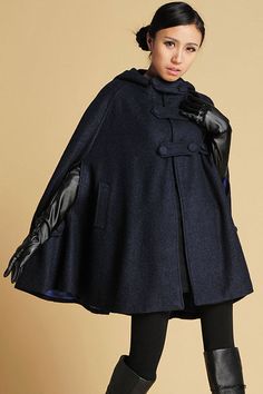 Vintage Cape Coat, Womens Cape Coat, Poncho Ideas, Winter Cape Coat, Black Cape Coat, Womens Cape, Fashion Cape, Wool Cloak, Cape Outfit