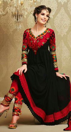 Black Salwar Kameez, Orang India, Black Combination, Salwar Kamiz, Designer Anarkali, Desi Clothes, Afghan Dresses, Ghagra Choli, Party Kleidung