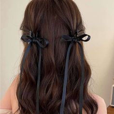 Super Cute And Stylish Ships In 5-10 Business Days Vlasové Trendy, Ribbon Hairstyle, Peinados Fáciles Para Cabello Corto, Ribbon Hair Bows, Ribbon Hair, Hair Claws & Clips, Aesthetic Hair, Ribbon Bow, العناية بالشعر