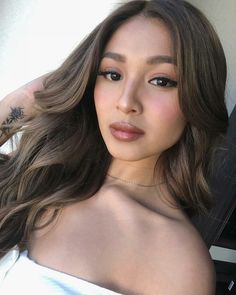 Nadine Lustre (ctto) Nadine Lustre Fashion, Lady Luster, Hair Perm, Ghd Hair, Perfect Hair Color, Brunette Hair With Highlights, Nadine Lustre, Air Dry Hair, Medium Skin Tone