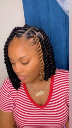 Invisible Loc Bob Twist, Invisible Locs Twist Bob, Weaving Styles For Natural Hair, Bob Locs Hairstyles, Invisible Locs Hair, All Back Weaving With Natural Hair, Locs Bob Hairstyle, Invisible Locks Hairstyle, Loc Bob Styles Dreads