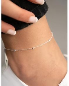 925 sterling silver Weight : 2.5 g Figure Width: 1.50 cm Figure Height: 2.50 cm Length: 21 Centimeters 925 Sterling Silver Anklet Bracelet, decorated with silver beads. This anklet is a Best Seller for the summer, it is ideal to wear a fresh and youthful look. Excellent quality, since it is entirely made of 925 Sterling Silver. Silver Minimalist Anklets For Gift, Dainty Sterling Silver Anklets For Summer, Minimalist Silver Jewelry For Summer, Delicate Silver Jewelry For Summer, Delicate Silver Summer Jewelry, Elegant Sterling Silver Anklets For Summer, Dainty Silver Jewelry With Simple Design, Minimalist Hypoallergenic Sterling Silver Anklets, Silver Minimalist Bracelets For Summer