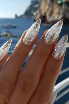 Summer Nail Art Modern Nail Designs, Stunning Nail Designs, Summer Nail Art, Minimalist Summer, Nail Art Trends, Art 2024, Nail Design Inspiration, Modern Nails, Art Trends