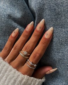 Cute Almond Nails, Nye Nails, Almond Nails Designs, Sparkle Nails, Neutral Nails, Silver Nails, Prom Nails