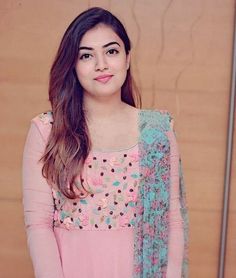 Salwar Models, Salwar Ideas, Kurta Embroidery, Nazriya Nazim, Salwar Neck Designs