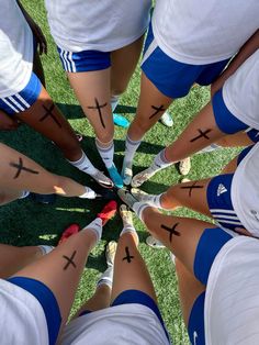 #soccer #girls #christian #Jesus #cross #athlete #aesthetic #instagram Soccer Tournament Aesthetic, Soccer Picture Ideas, Soccer Poses For Pictures, Christian Basketball, Athlete Aesthetic, Soccer Aesthetic, Soccer Poses, Dump Photos, Christian Athletes