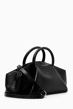 FOLD SHOULDER BAG - LEATHER - BLACK - Bags - COS Cos Bags, Autumn Winter 2023, Folding Bag, Shape Wear, The Fold, Black Leather Bags, Bag Design, Winter 2023, Quilted Bag