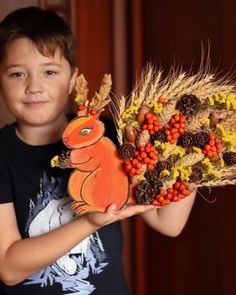 интернета Autumn Animals, Fall Arts And Crafts, Animal Crafts For Kids, Wall Hanging Crafts, Autumn Crafts, Fall Crafts For Kids, Fall Projects, Paper Crafts Diy Kids, Fall Diy