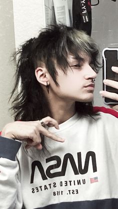 Metal Hairstyles, Punk Mullet, Mullet Haircut, Punk Hair, Undercut Hairstyles, Hair Clothes, Dye My Hair