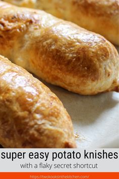 some type of bread sitting on top of a white plate with the words super easy potato knenses