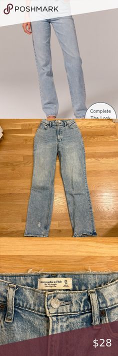 Abercrombie & Fitch Ultra High Rise 90s Straight Jean Light Wash Size 25/0