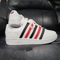 K-Swiss Classic Vn (Black & Red Stripes Color). Rare And Hard To Find Colorway. Brand New. Deadstock On This Sku Number. No Box. Size 11.5 Women's Equivalent. Nike Cortez All White, K Swiss Shoes, Block Shoes, Vintage Sneakers, Black Running Shoes, Sneakers Men Fashion, Classic Sneakers, Black Sneakers, White Shoes