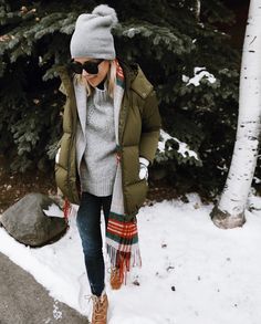 Winter Getaway Outfits, Outfits In Winter, Aspen Winter, Winter Outfits 2022, Winter Vacation Outfits, Newsletter Subscription, Jacey Duprie, Apres Ski Outfits