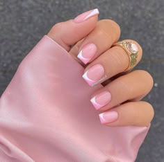 French Manicure Nails, Simple Gel Nails, Summery Nails, Girly Acrylic Nails, Work Nails, Short Square Acrylic Nails, Cute Gel Nails, Her Nails, Pretty Hands